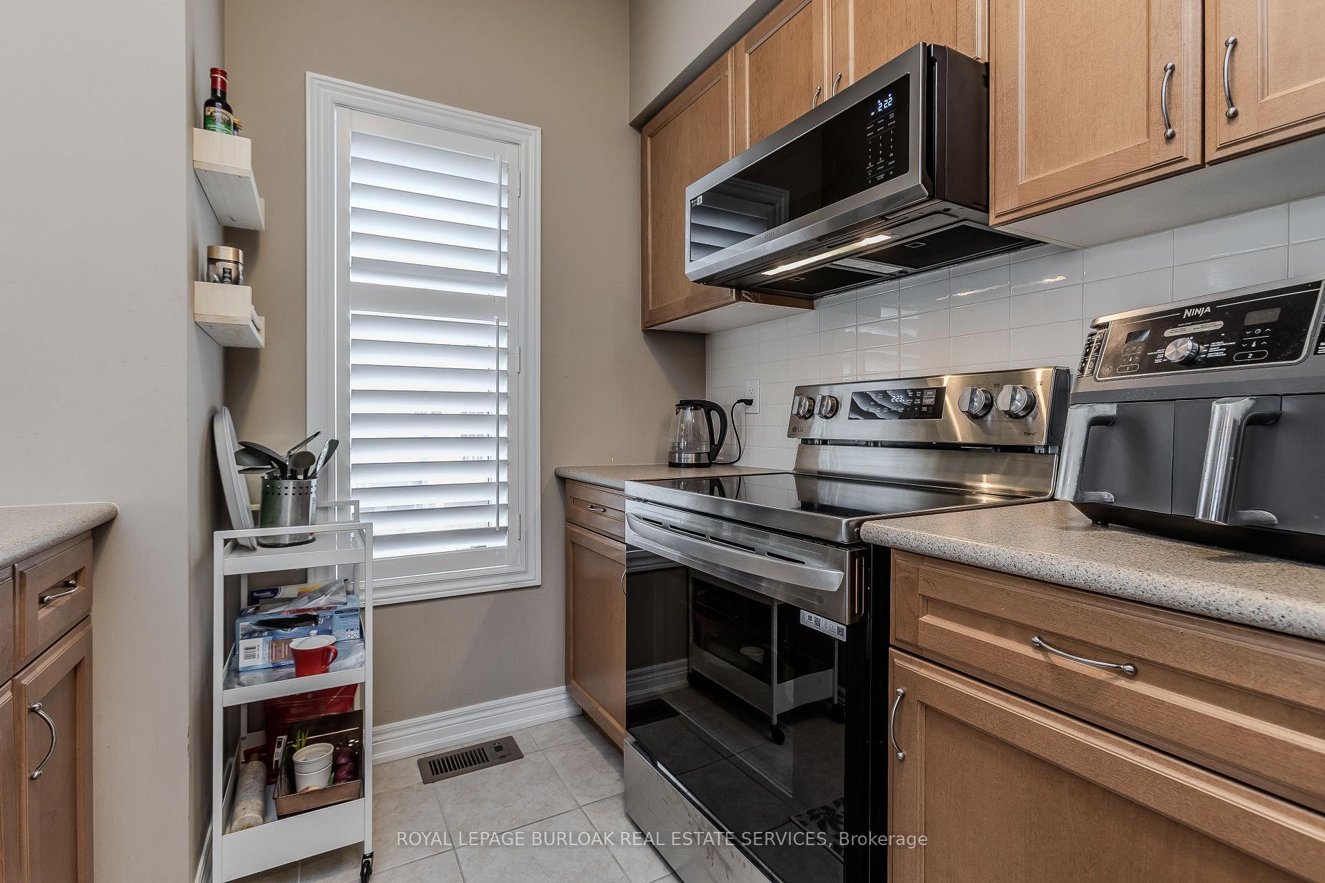Photo 11 of Unit 112, 1401 Plains Road E, Burlington, Freeman — HOMEH