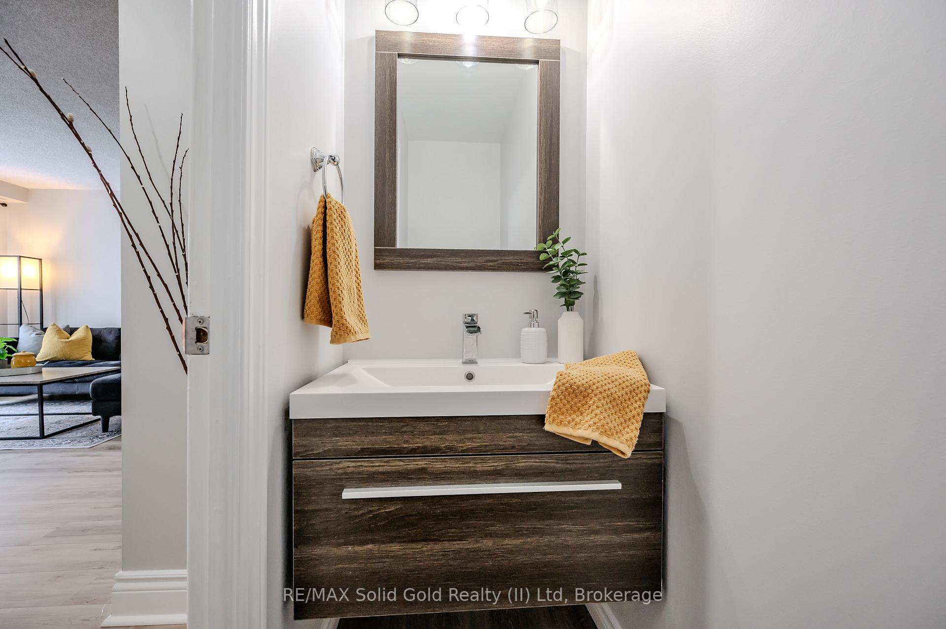 Photo 16 of Unit 46, 49 Cedarwoods Crescent, Kitchener — HOMEH