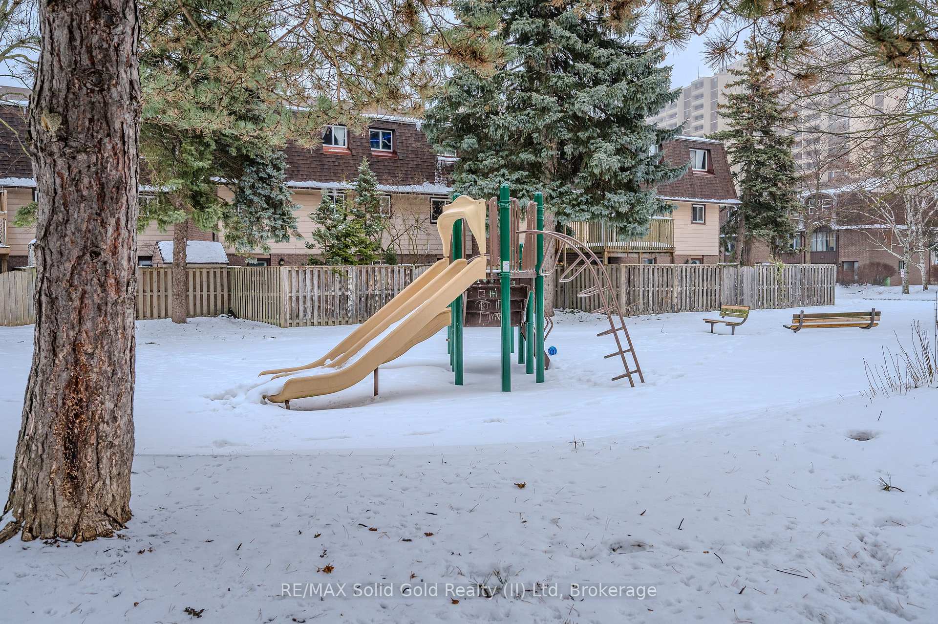 Photo 37 of Unit 46, 49 Cedarwoods Crescent, Kitchener — HOMEH