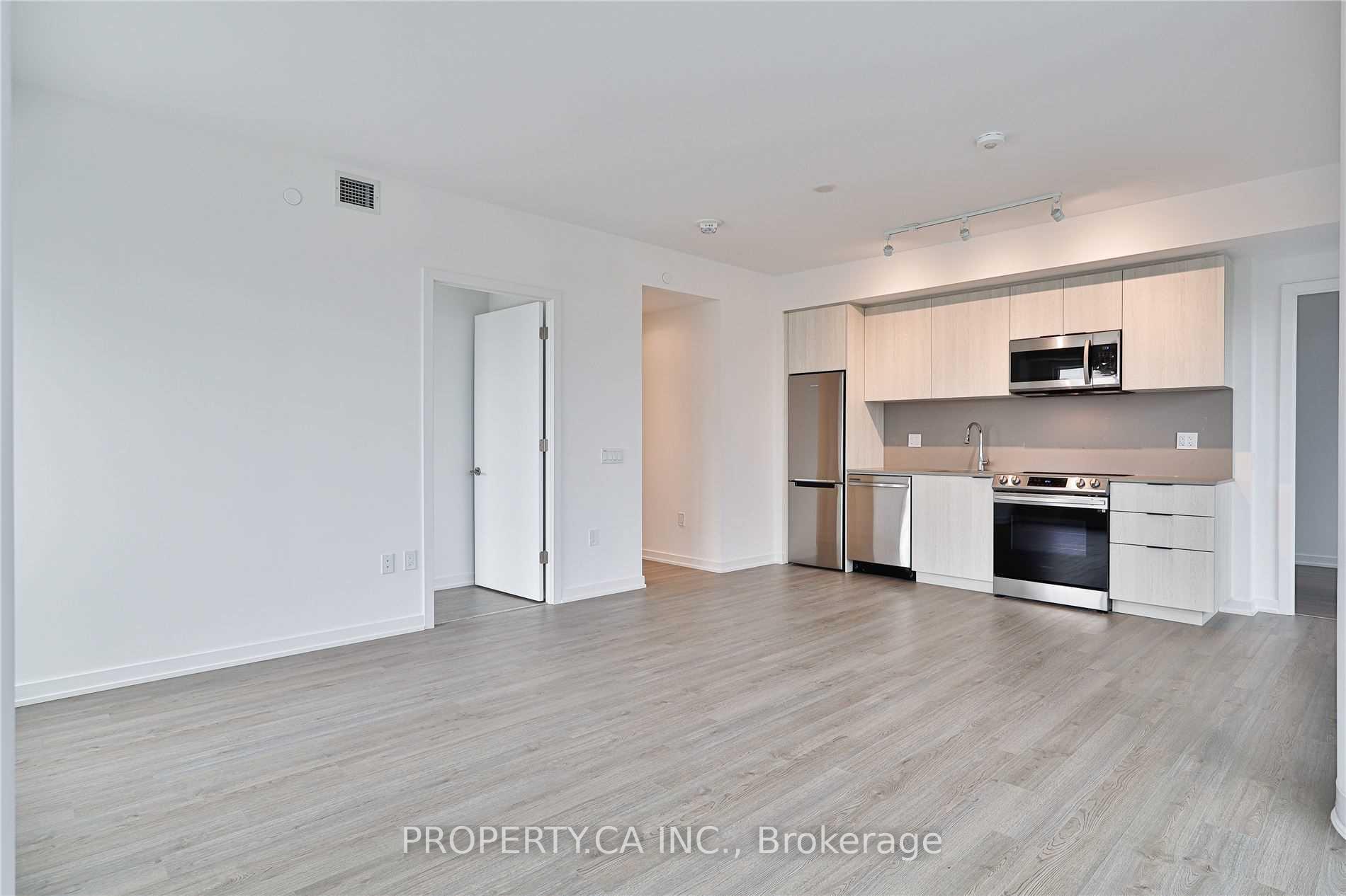 Photo 6 of Unit 1606, 50 Power Street, Toronto, Moss Park — HOMEH