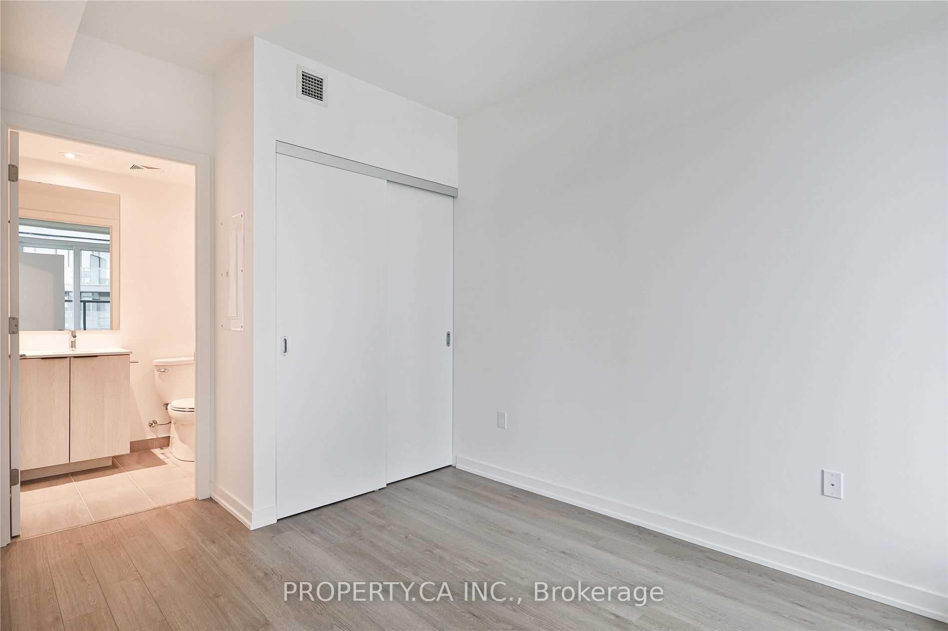 Photo 3 of Unit 1606, 50 Power Street, Toronto, Moss Park — HOMEH