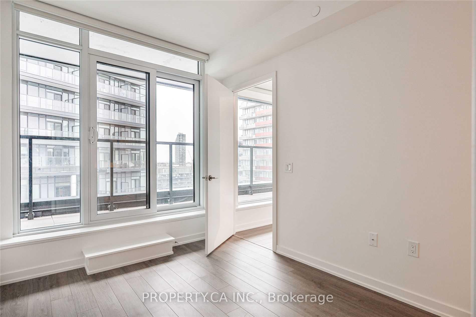 Photo 5 of Unit 1606, 50 Power Street, Toronto, Moss Park — HOMEH
