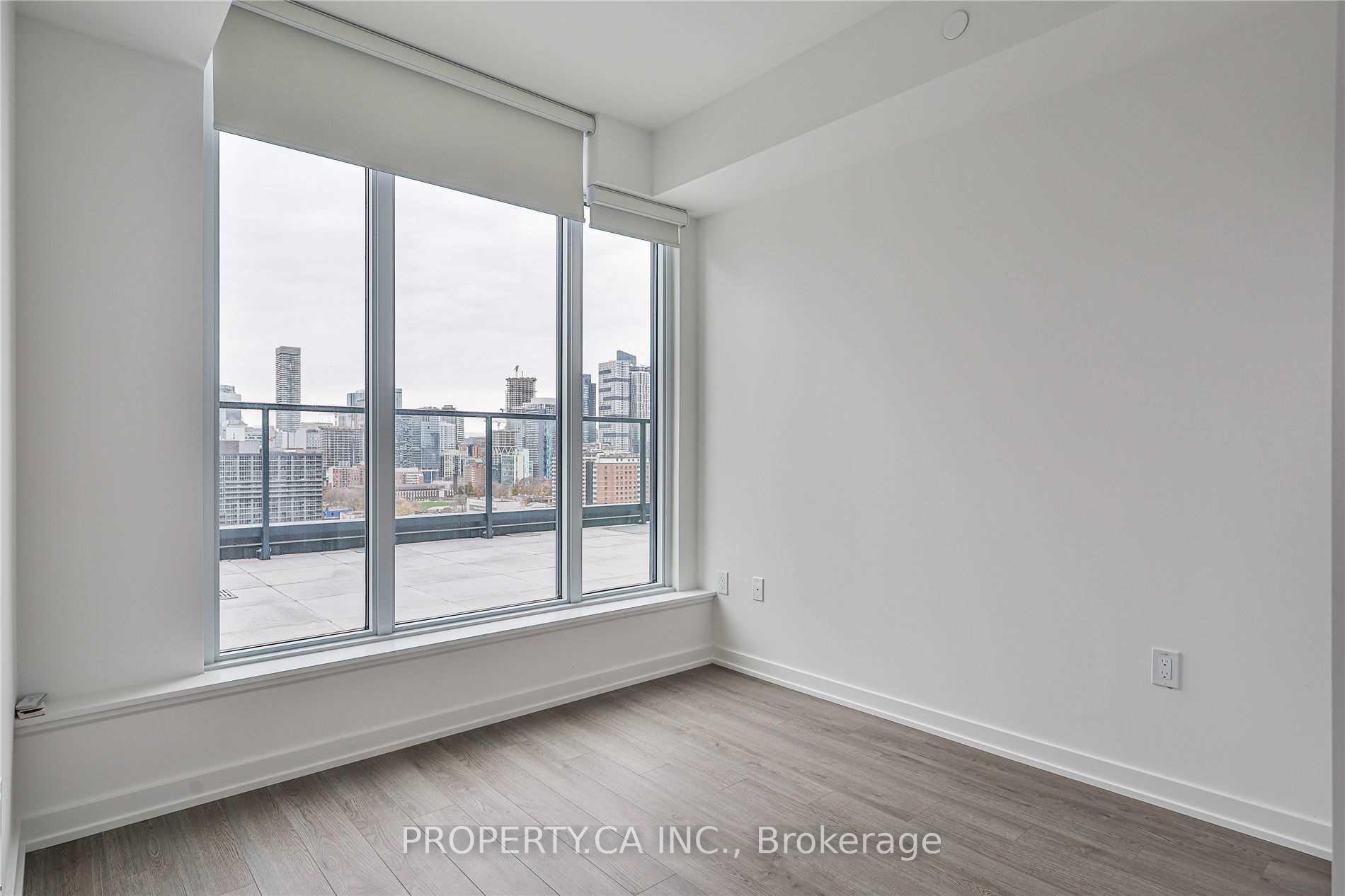 Photo 7 of Unit 1606, 50 Power Street, Toronto, Moss Park — HOMEH