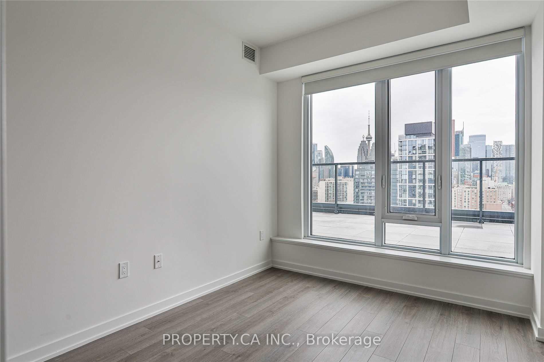 Photo 14 of Unit 1606, 50 Power Street, Toronto, Moss Park — HOMEH