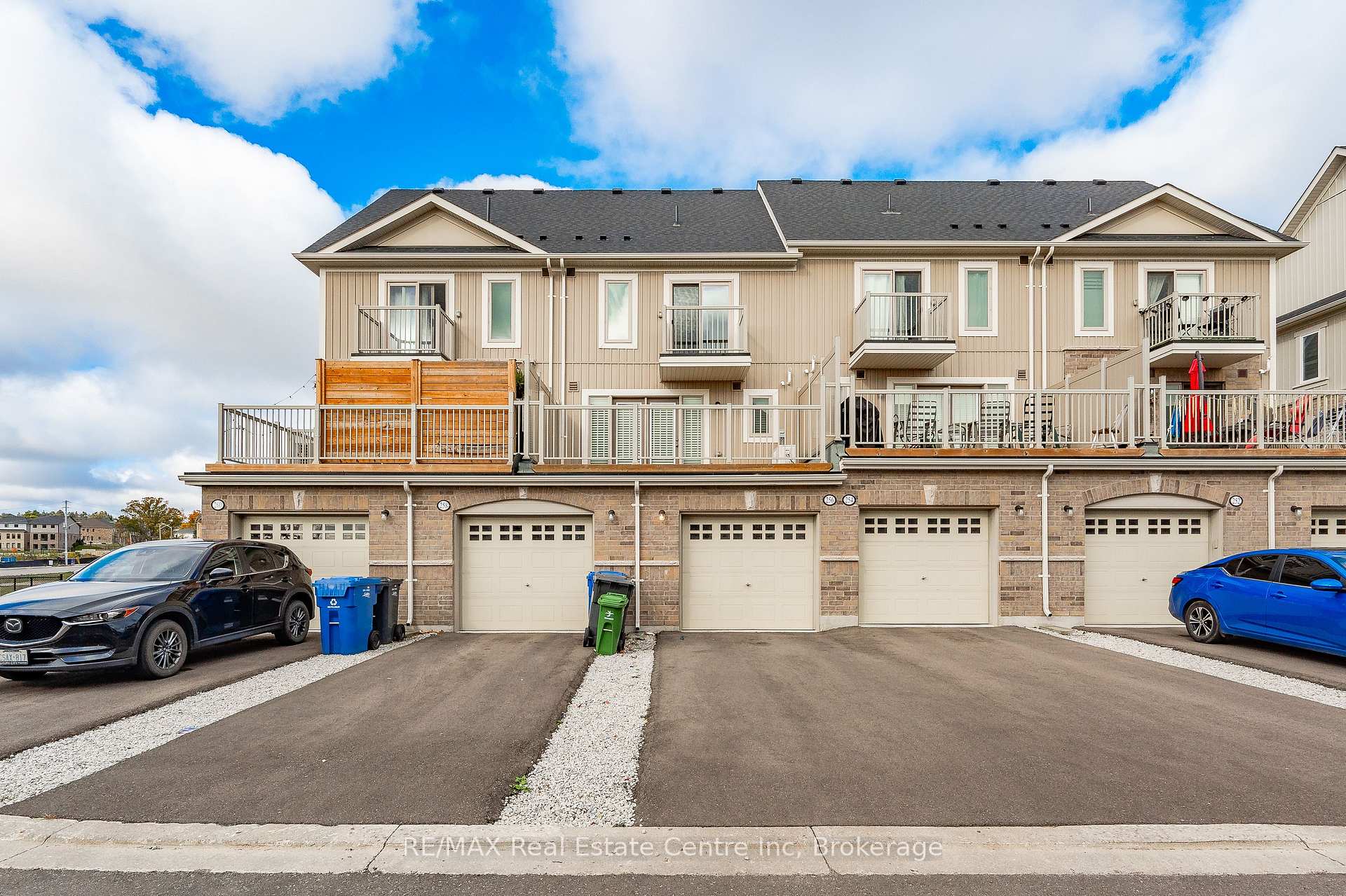 Photo 34 of 256 Law Drive, Guelph, Grange Road — HOMEH