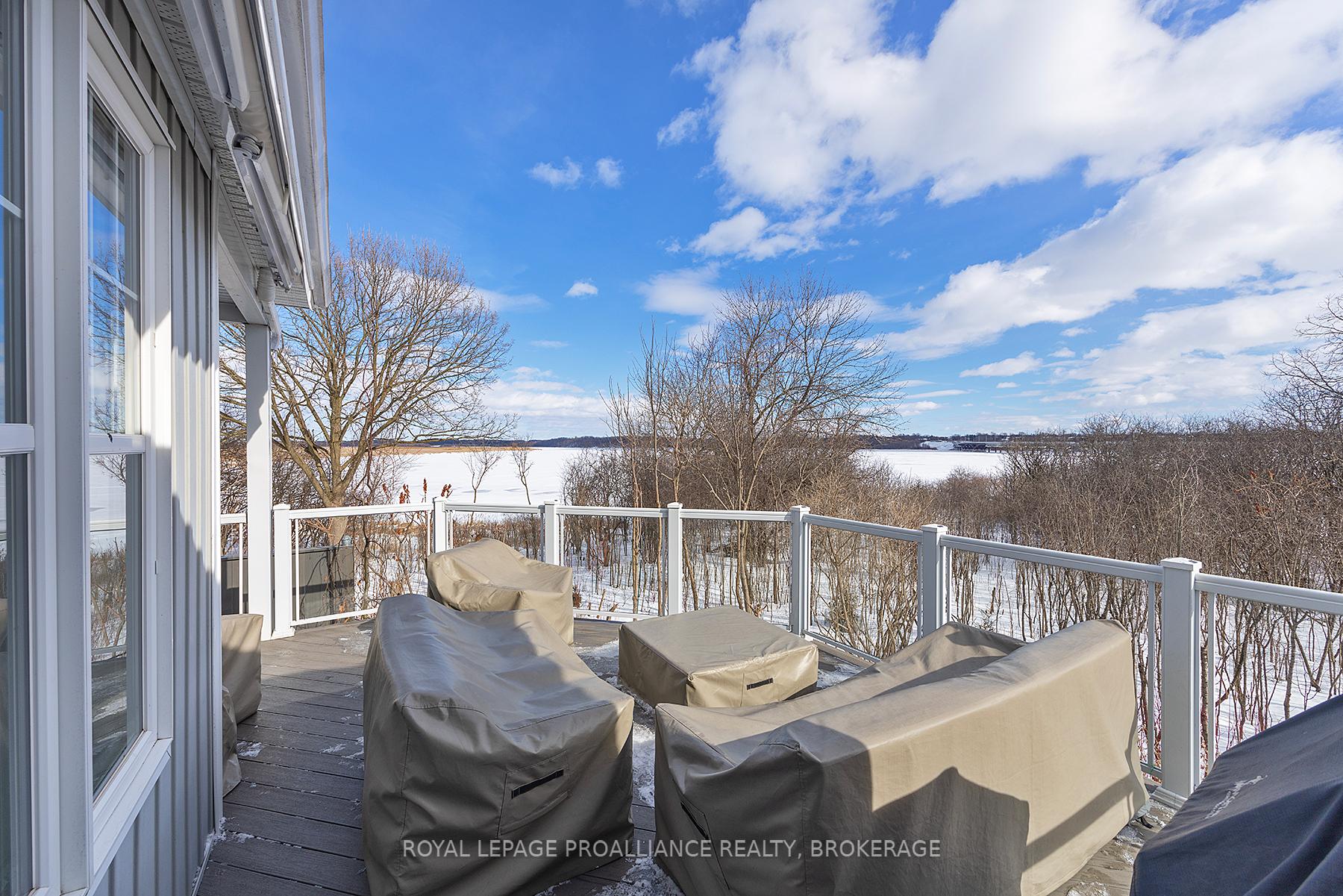 Photo 3 of 700 Newmarket Lane, Kingston, Rideau — HOMEH