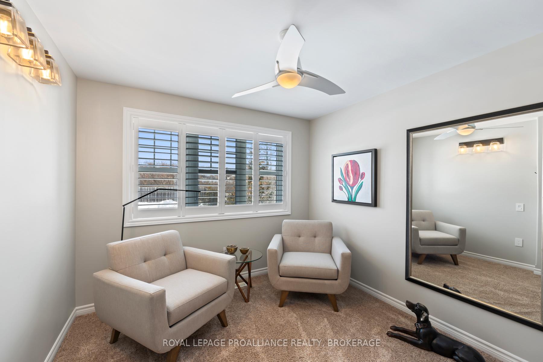Photo 22 of 700 Newmarket Lane, Kingston, Rideau — HOMEH