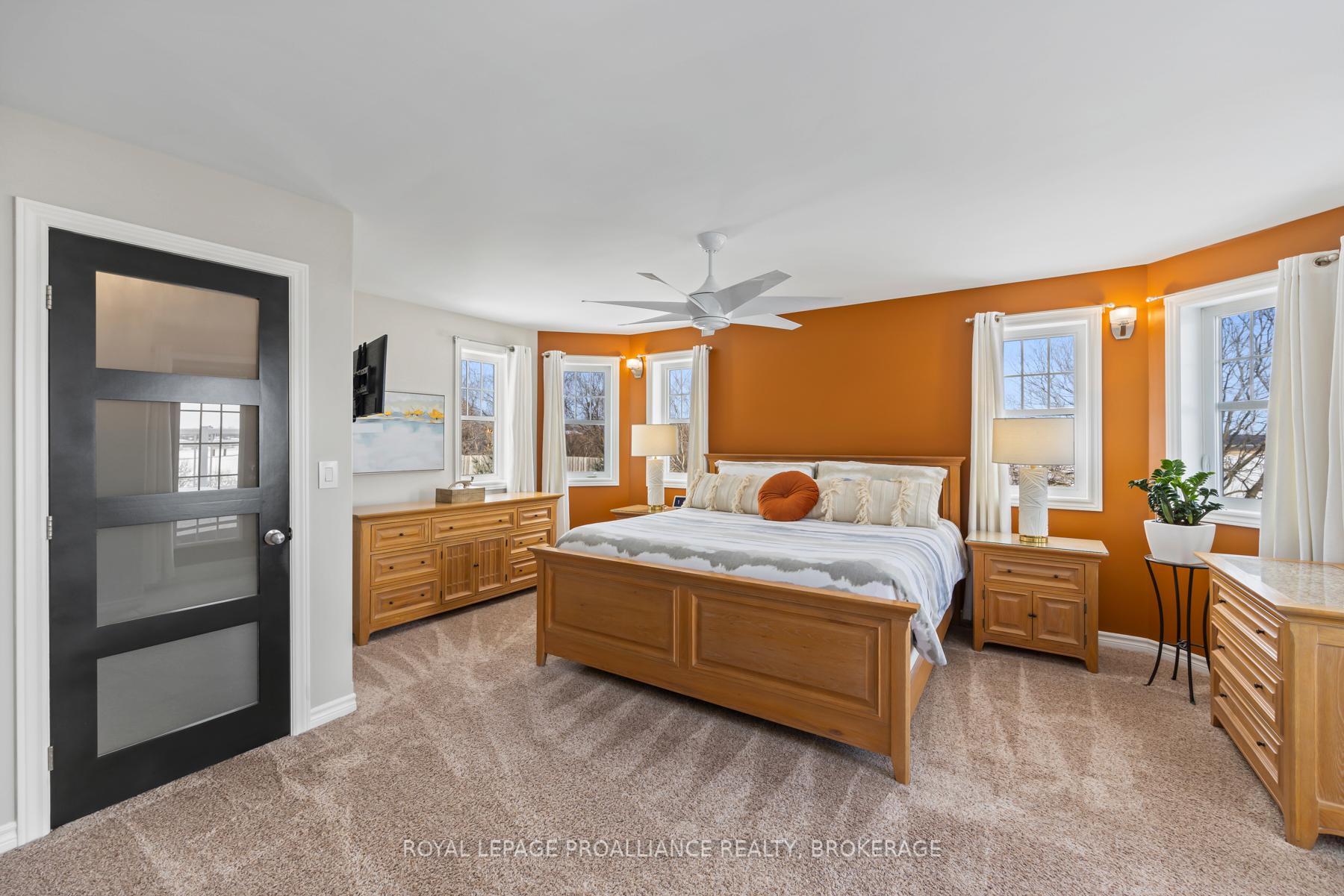 Photo 27 of 700 Newmarket Lane, Kingston, Rideau — HOMEH