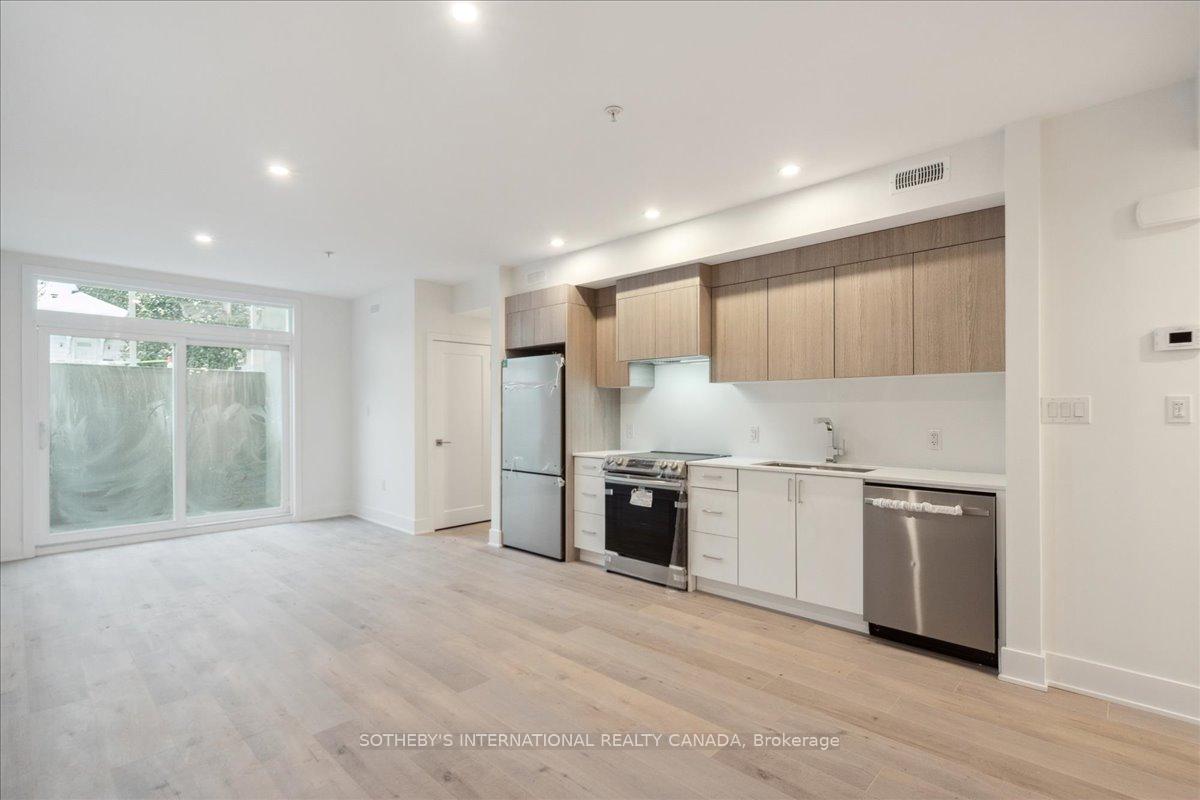 Photo 8 of Unit 1, 683 Melbourne Avenue, Ottawa, Laurentianview — HOMEH