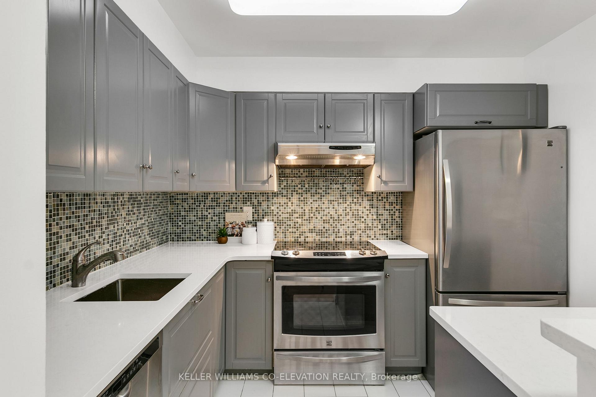 Photo 20 of Unit 401, 356 Mcrae Drive, Toronto, Leaside — HOMEH