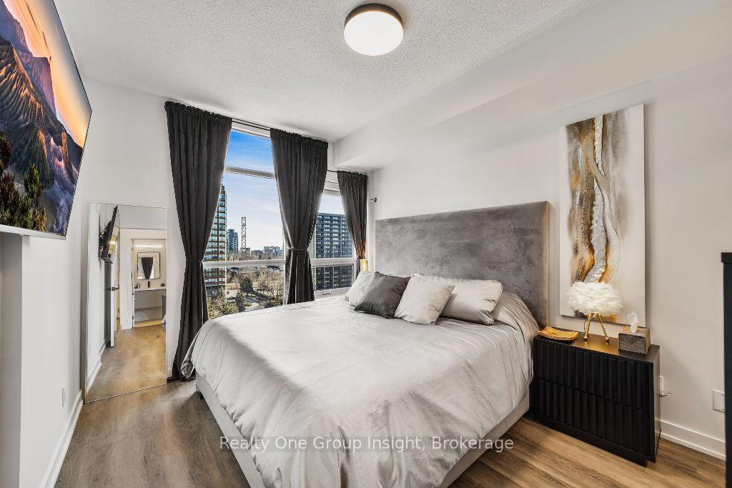 Photo 16 of Unit 908, 551 Maple Avenue, Burlington, Brant — HOMEH