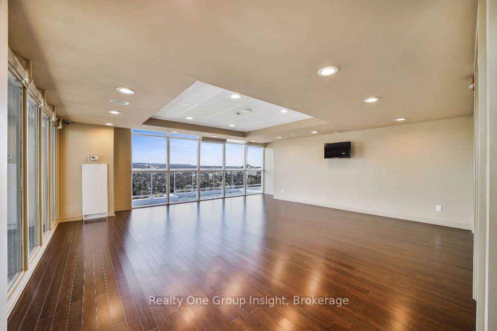 Photo 21 of Unit 908, 551 Maple Avenue, Burlington, Brant — HOMEH