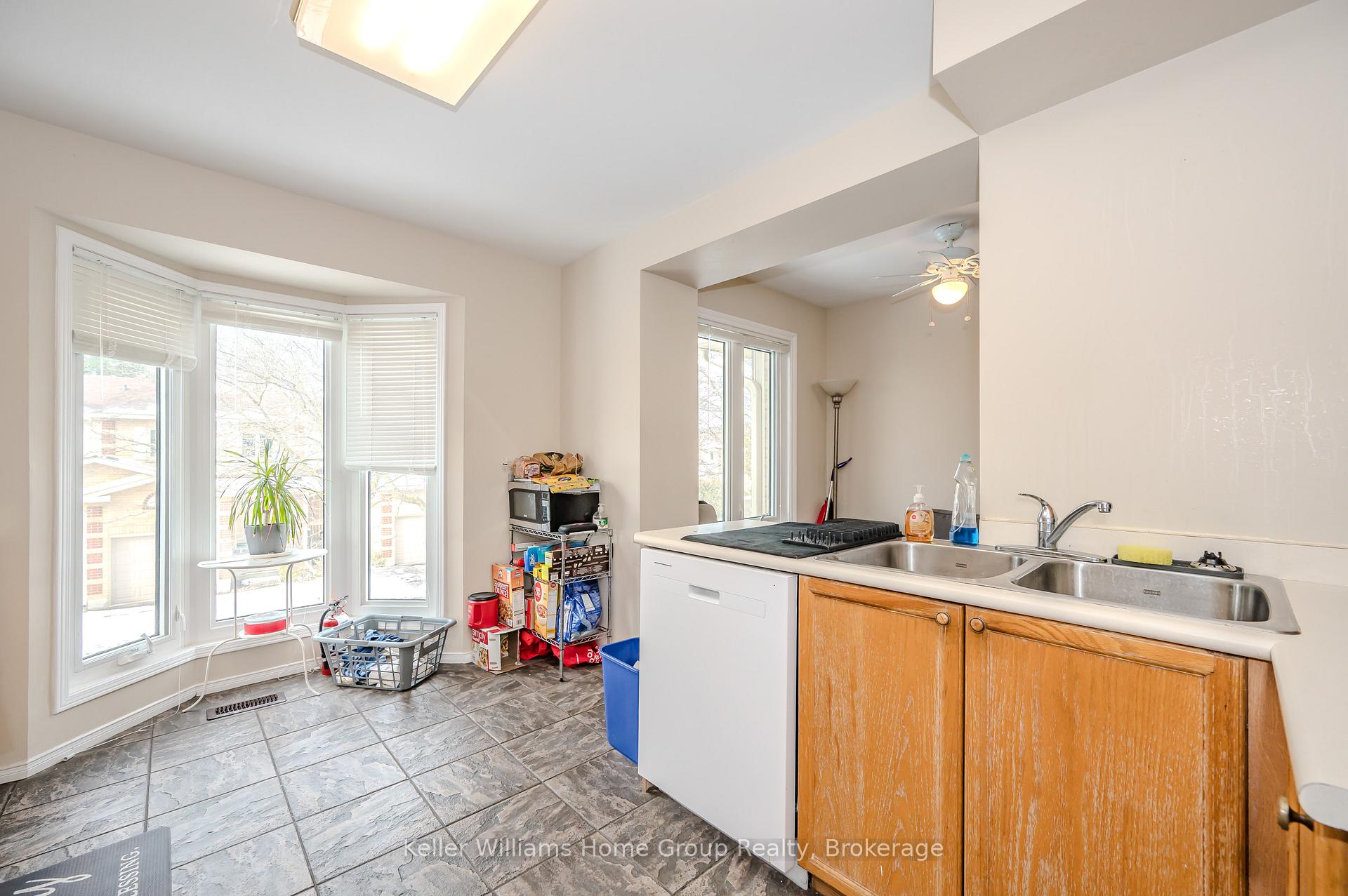 Photo 16 of Unit 75, 302 College Avenue W, Guelph, Dovercliffe Park/Old University — HOMEH
