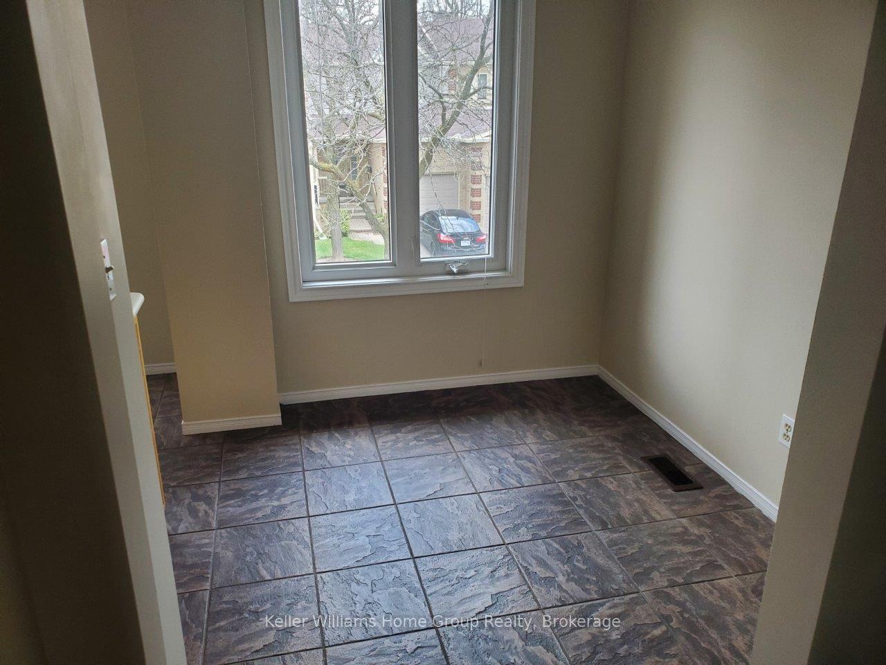 Photo 18 of Unit 75, 302 College Avenue W, Guelph, Dovercliffe Park/Old University — HOMEH