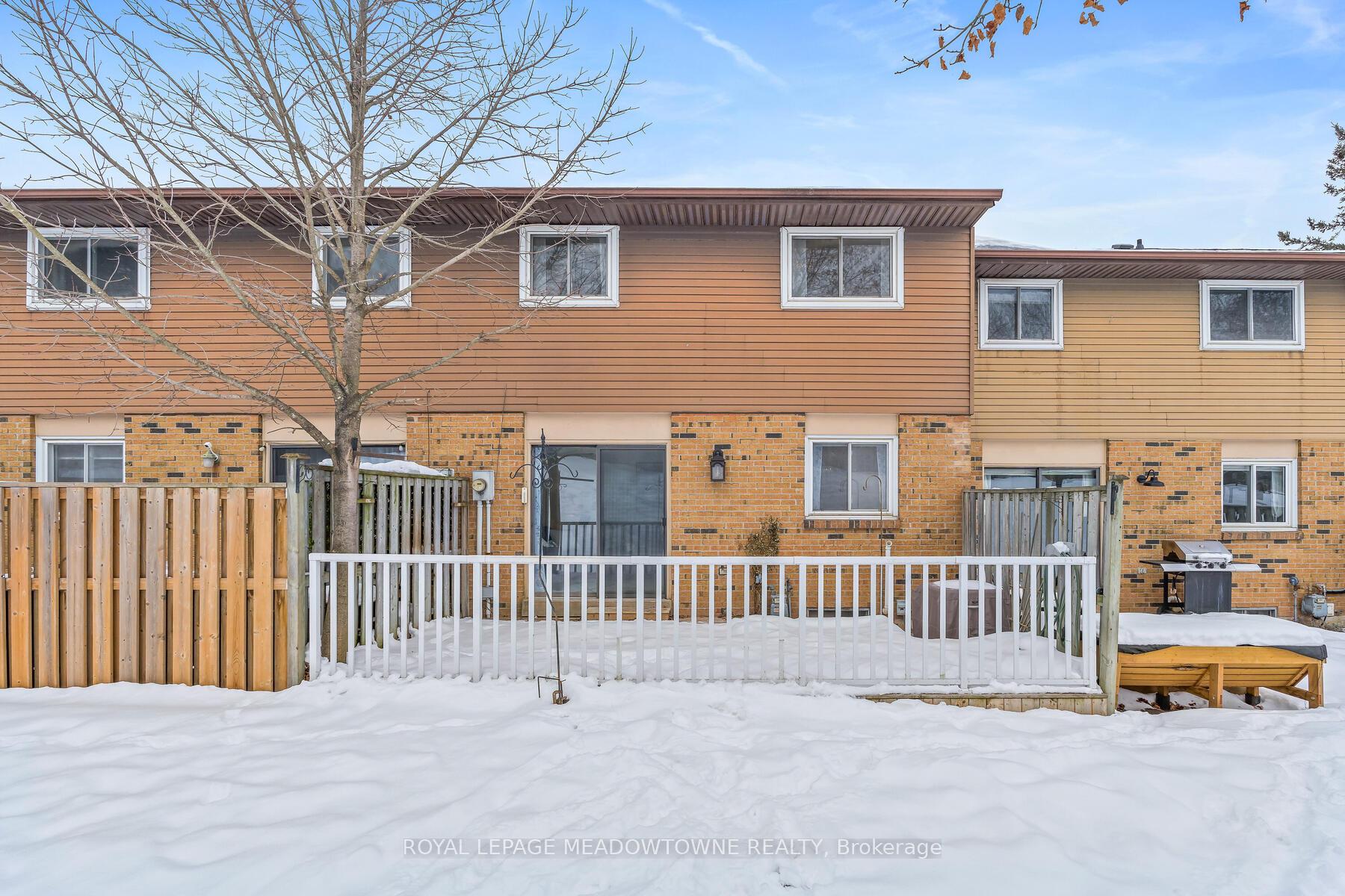 Photo 27 of 16 Lynden Circle, Halton Hills, Georgetown — HOMEH