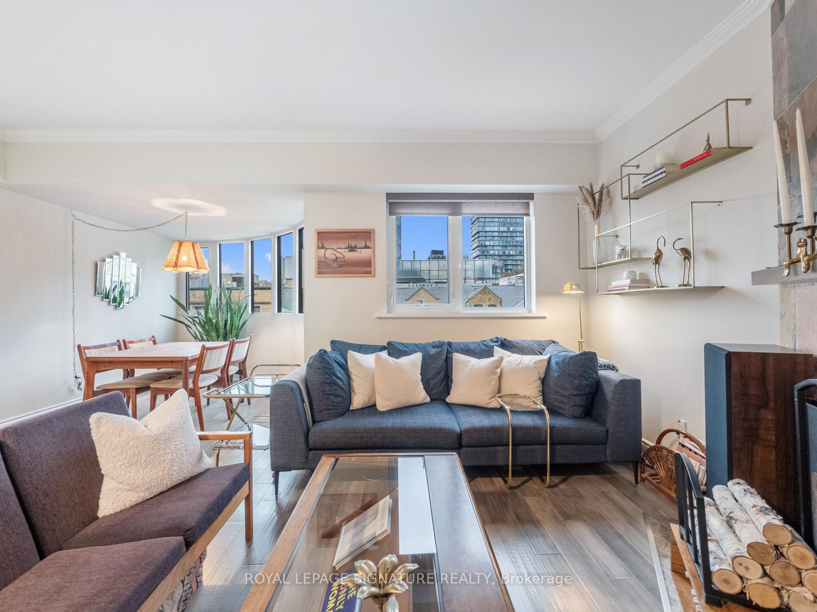 Photo 3 of Unit TH6, 80 Adelaide Street E, Toronto, Church-Yonge Corridor — HOMEH