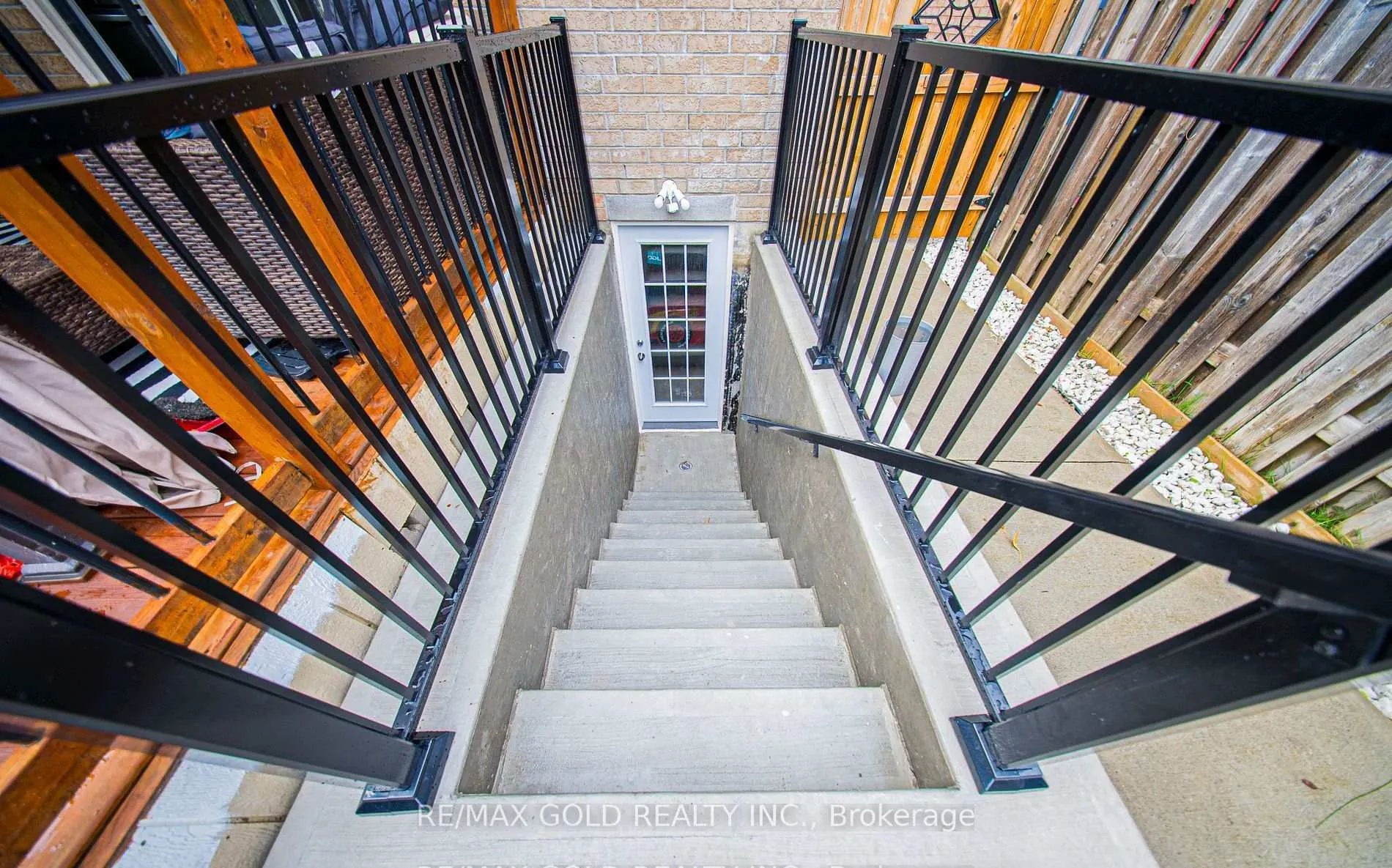 Photo 34 of 11 Flatlands Way, Brampton, Sandringham-Wellington — HOMEH