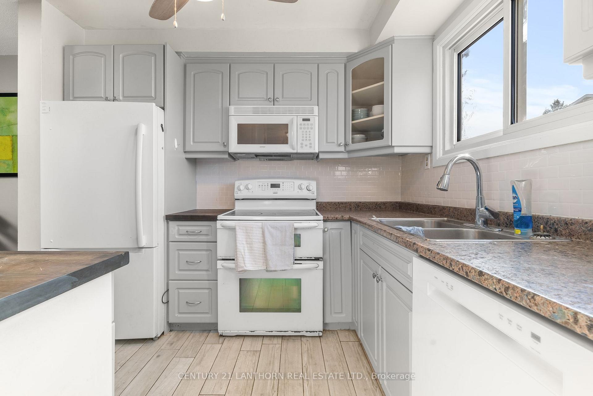 Photo 10 of 54 - G Cascade Boulevard, Belleville, Belleville Ward — HOMEH