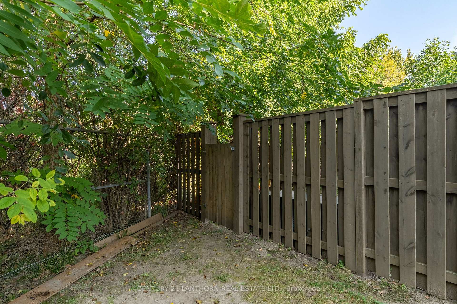 Photo 36 of 54 - G Cascade Boulevard, Belleville, Belleville Ward — HOMEH