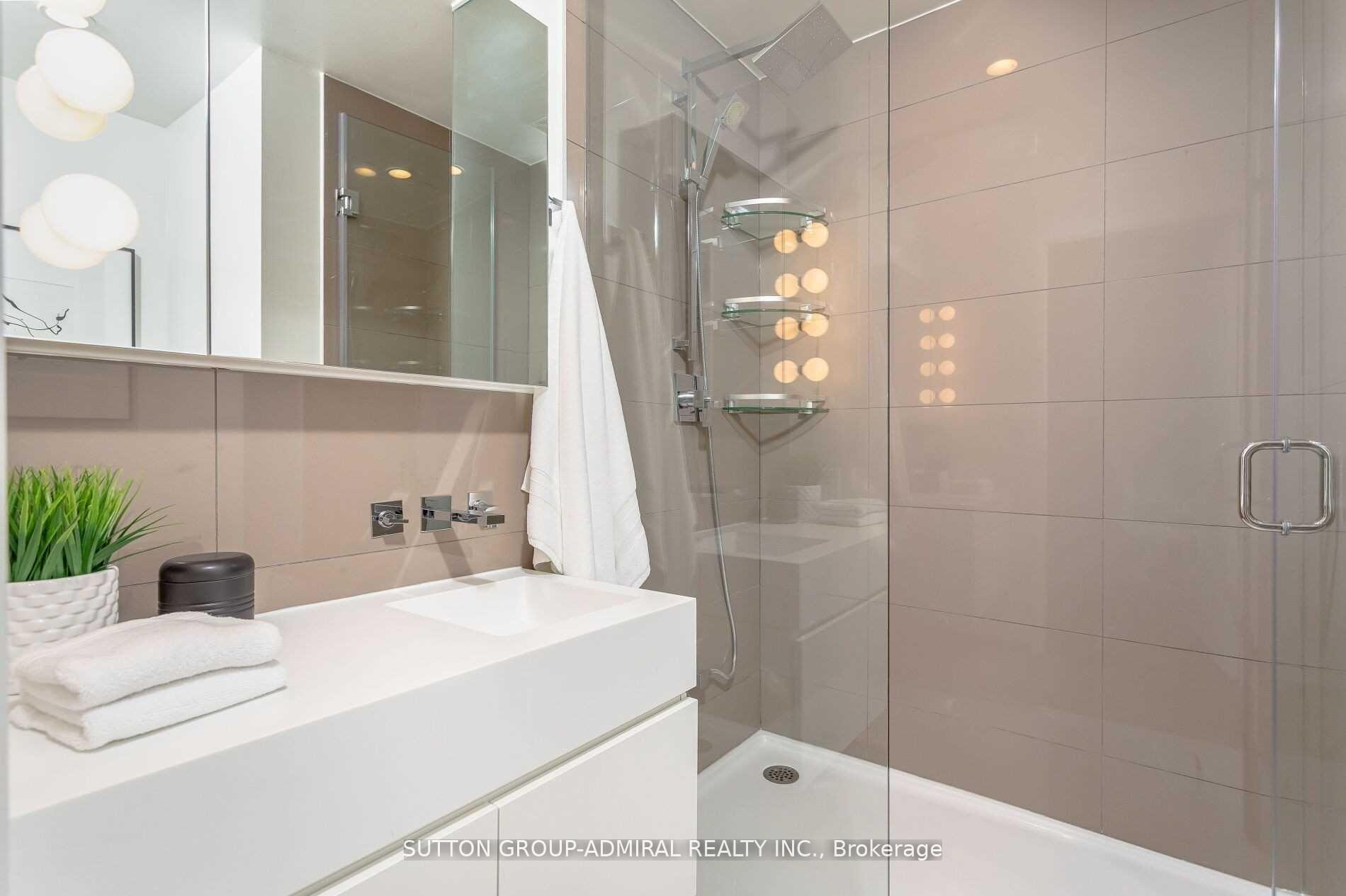 Photo 17 of Unit 4609, 45 Charles Street E, Toronto, Church-Yonge Corridor — HOMEH