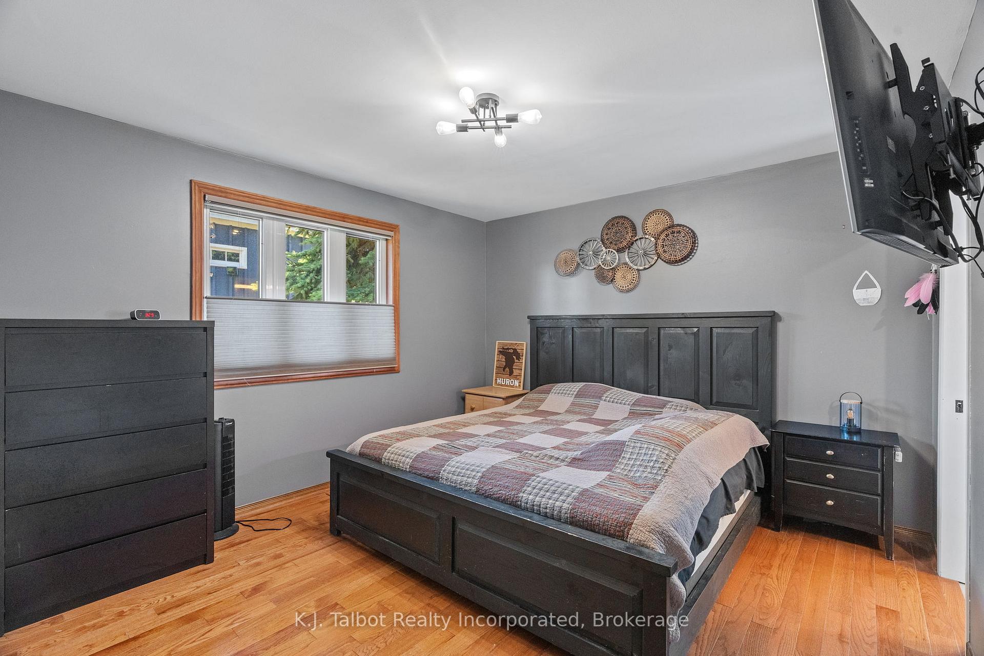 Photo 15 of 47 Suncoast Drive W, Goderich, Goderich (Town) — HOMEH
