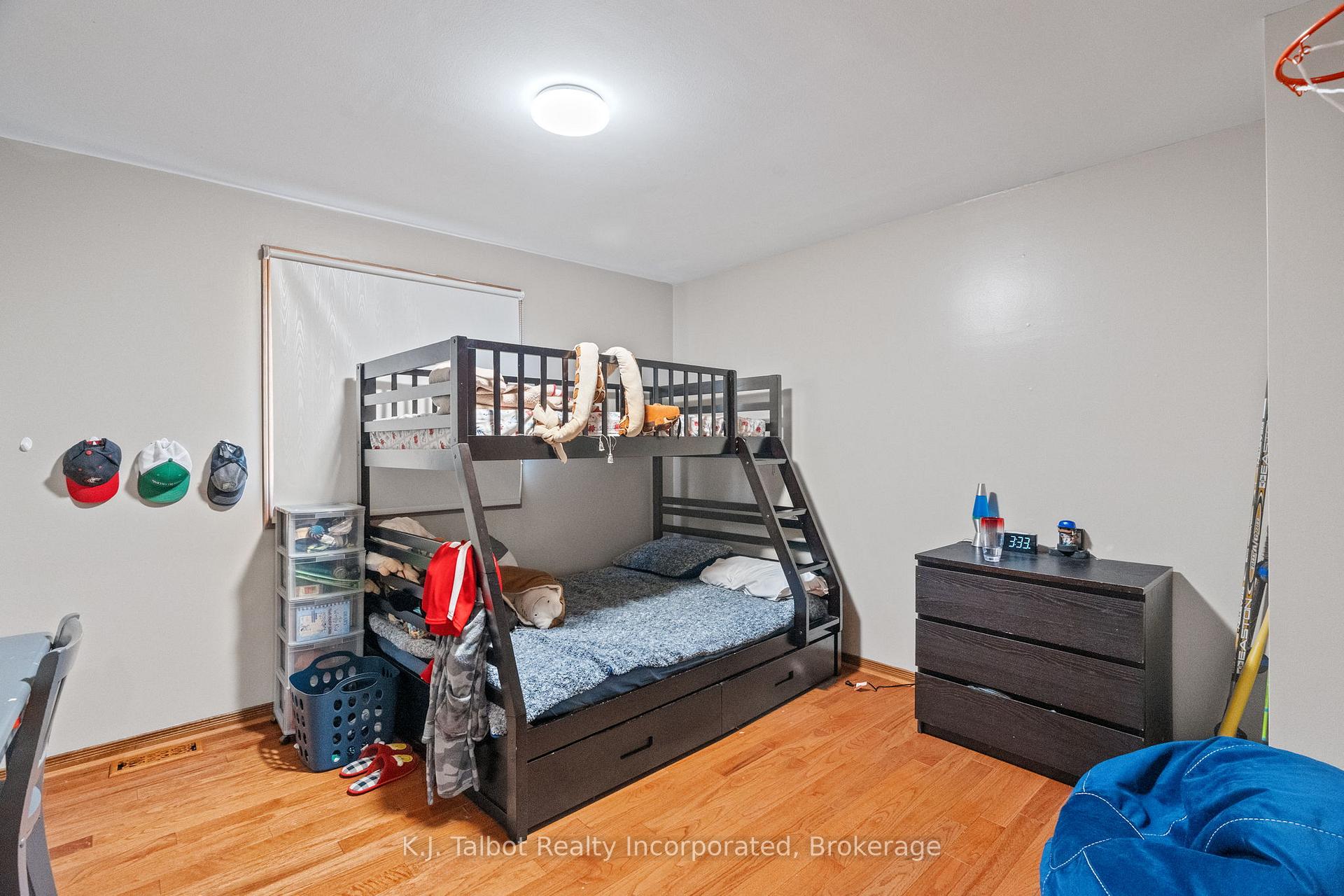 Photo 18 of 47 Suncoast Drive W, Goderich, Goderich (Town) — HOMEH
