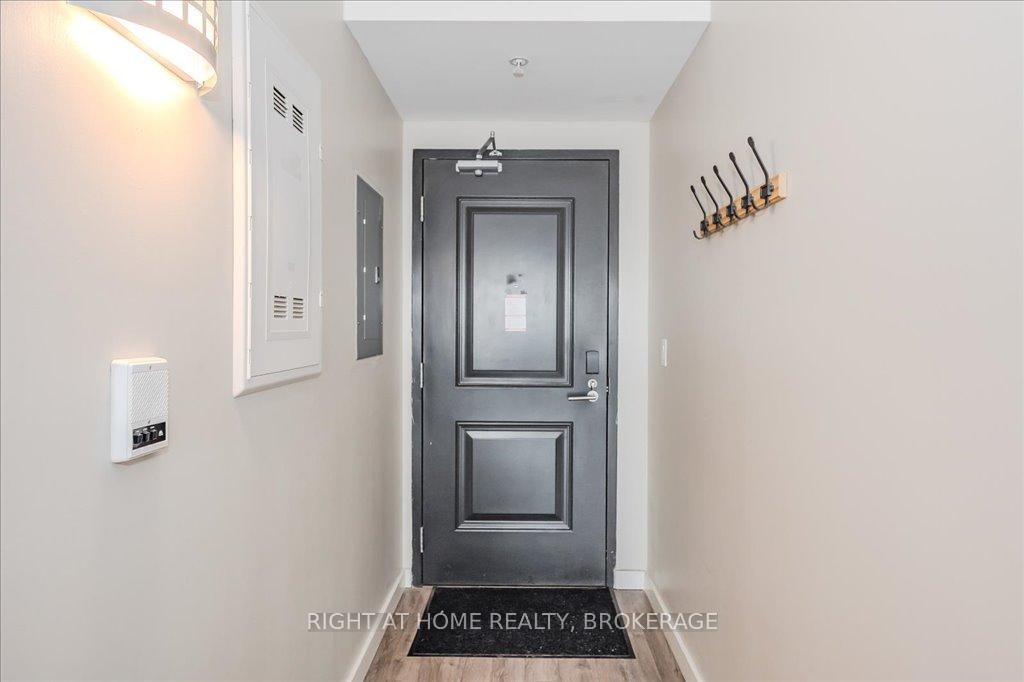 Photo 4 of Unit 404, 1291 Gordon Street, Guelph, Kortright West — HOMEH