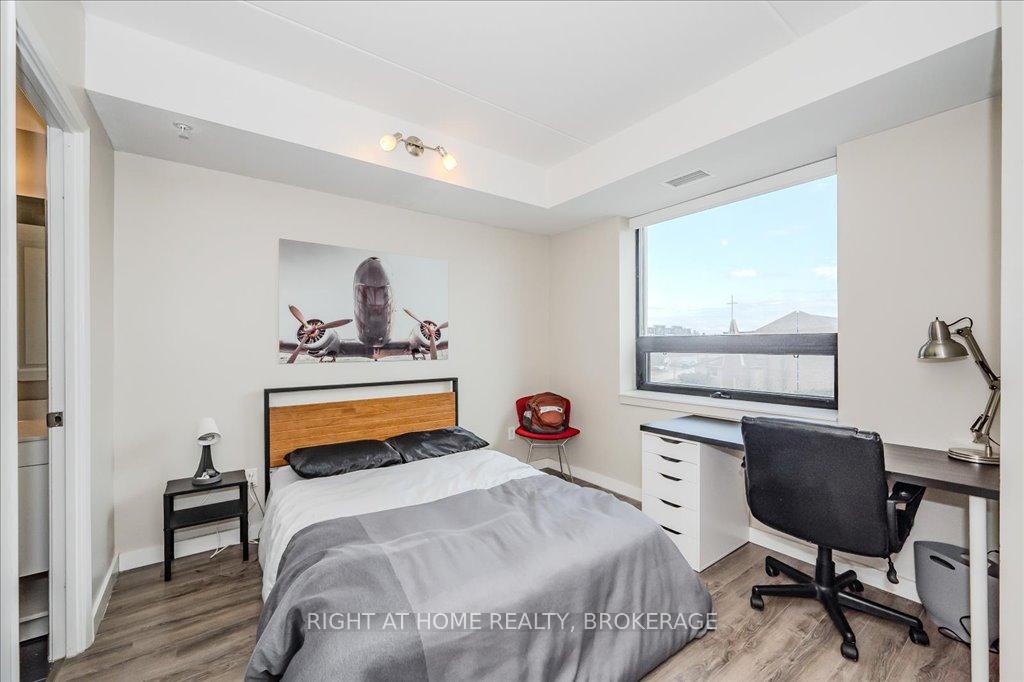Photo 13 of Unit 404, 1291 Gordon Street, Guelph, Kortright West — HOMEH