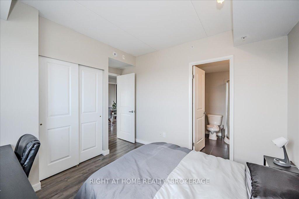 Photo 14 of Unit 404, 1291 Gordon Street, Guelph, Kortright West — HOMEH