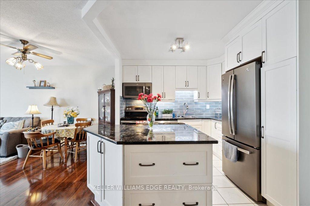 Photo 8 of Unit 1804, 1270 Maple Crossing Boulevard, Burlington, Brant — HOMEH