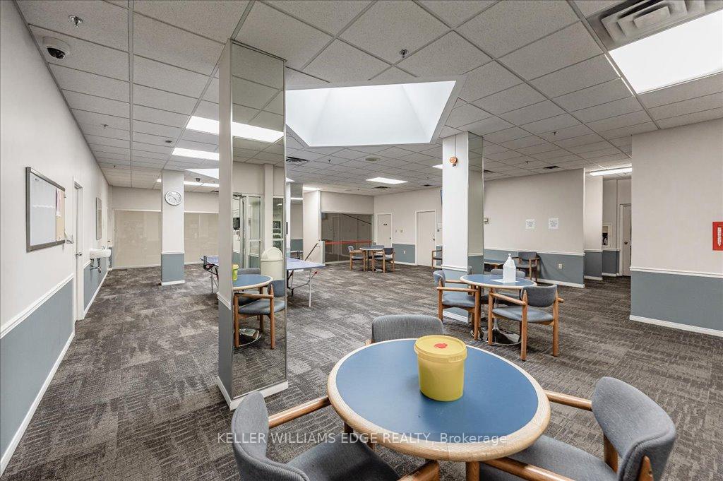 Photo 21 of Unit 1804, 1270 Maple Crossing Boulevard, Burlington, Brant — HOMEH