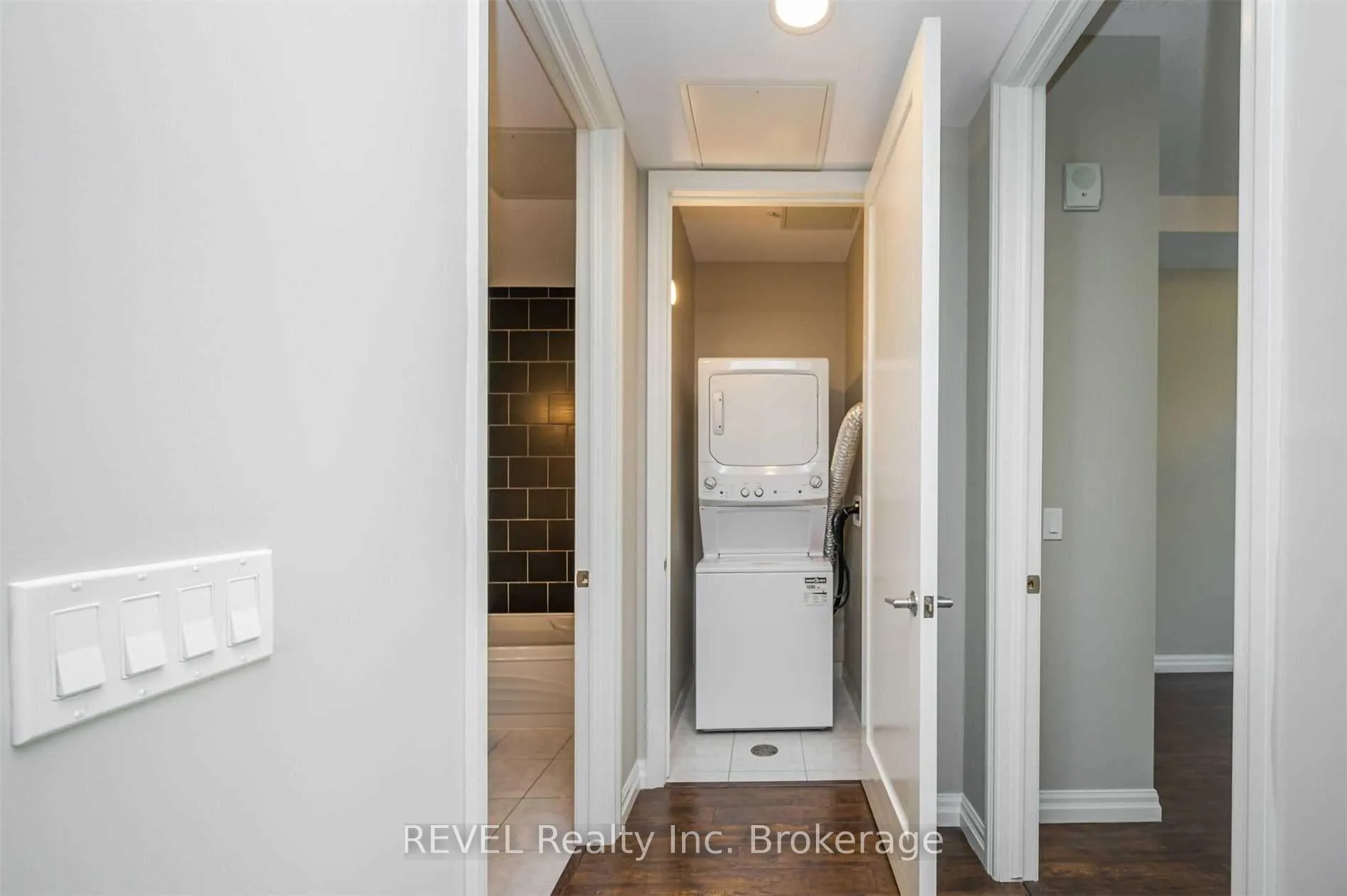 Photo 22 of Unit 907, 112 King Street E, Hamilton, Beasley — HOMEH