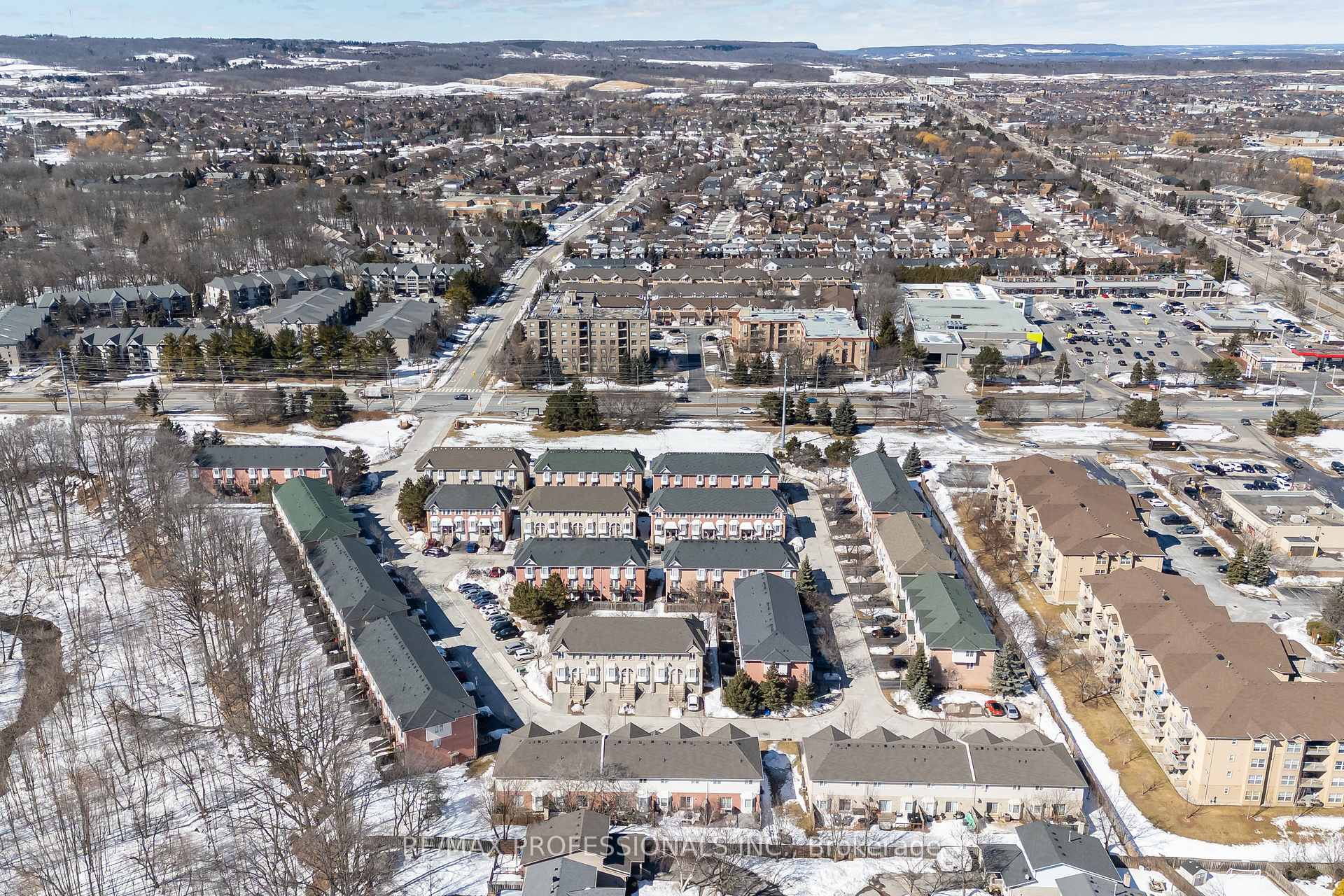 Photo 19 of Unit 27, 3480 Upper Middle Road, Burlington, Palmer — HOMEH