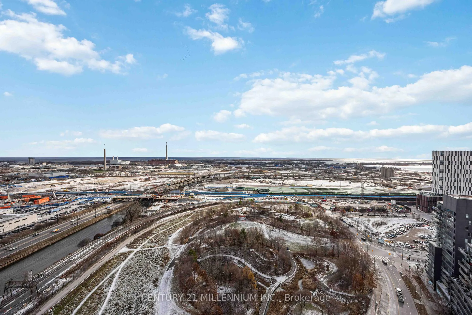 Photo 16 of Unit 2409, 170 Bayview Avenue, Toronto, Moss Park — HOMEH