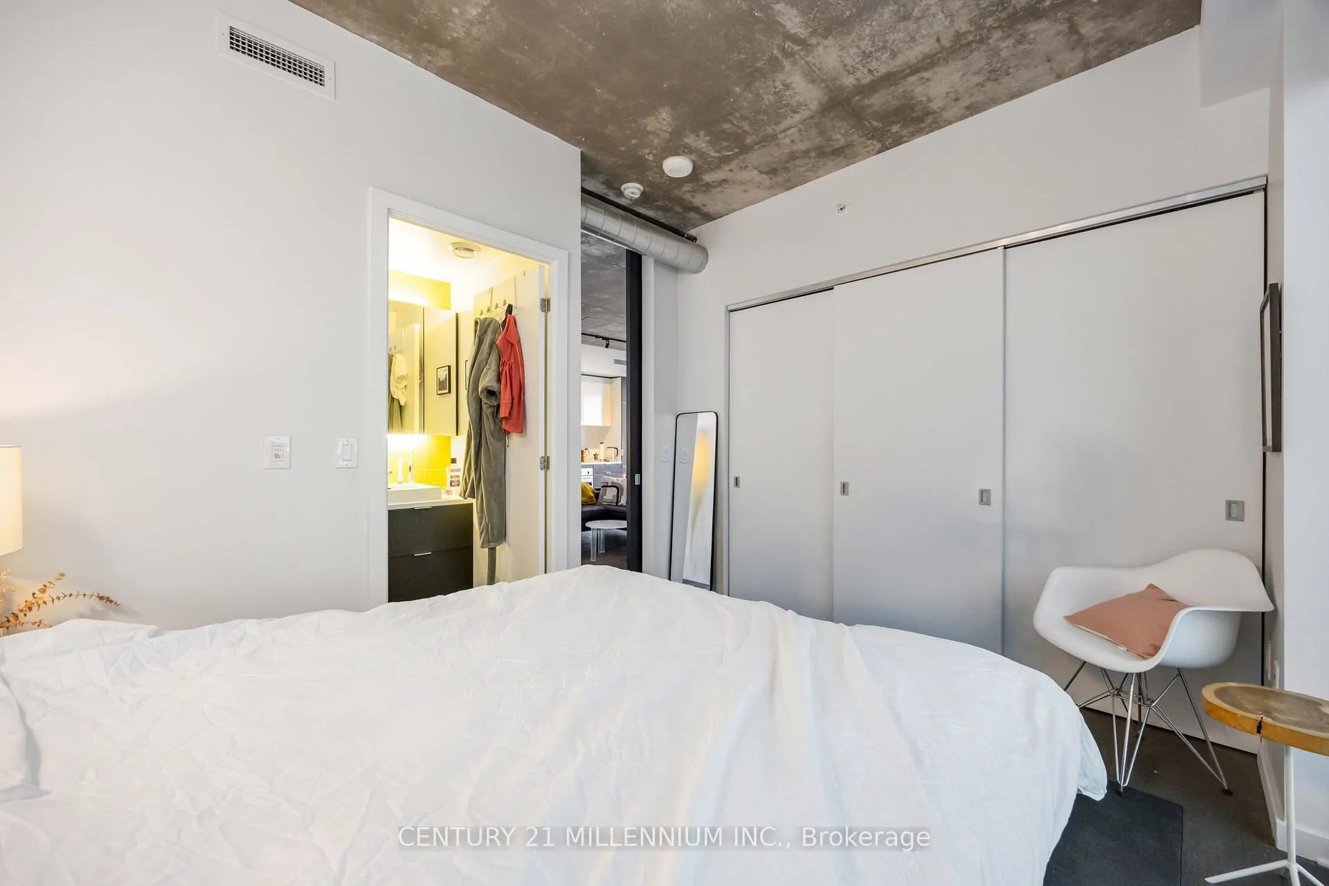 Photo 20 of Unit 2409, 170 Bayview Avenue, Toronto, Moss Park — HOMEH