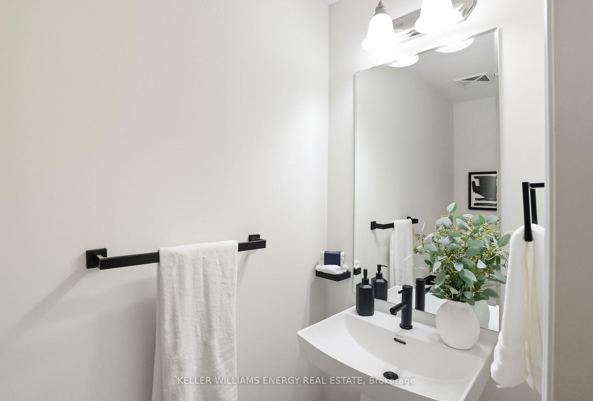 Photo 13 of Unit 620, 1034 Reflection Place, Pickering, Rural Pickering — HOMEH