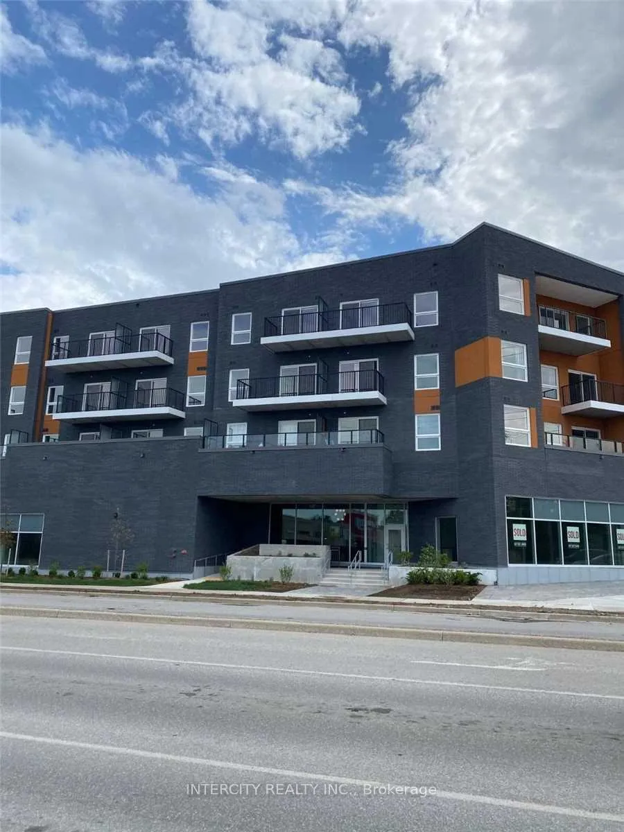 Front of Unit 312, 430 Essa Road