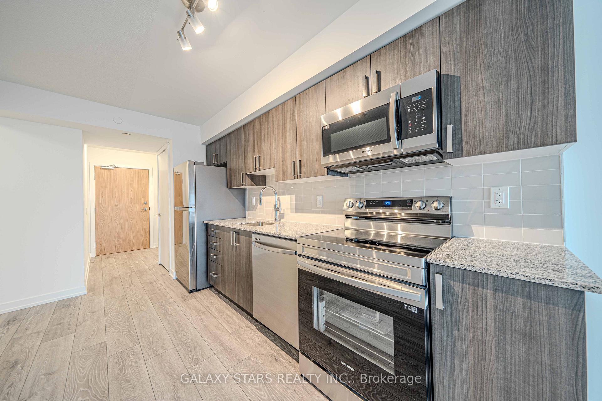 Photo 3 of Unit 1312, 1455 Celebration Drive, Pickering, Bay Ridges — HOMEH