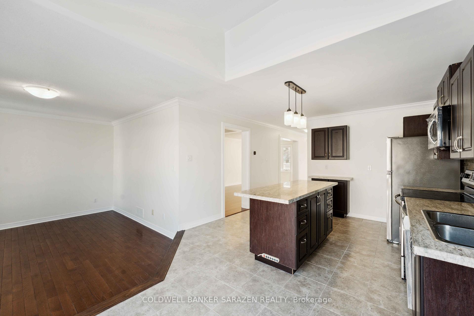 Photo 6 of 17 Rideaucrest Drive S, Ottawa, Barrhaven East — HOMEH