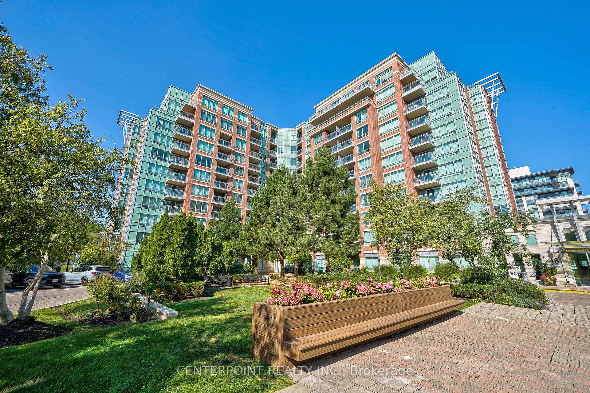 Front of Unit 507, 48 Suncrest Boulevard