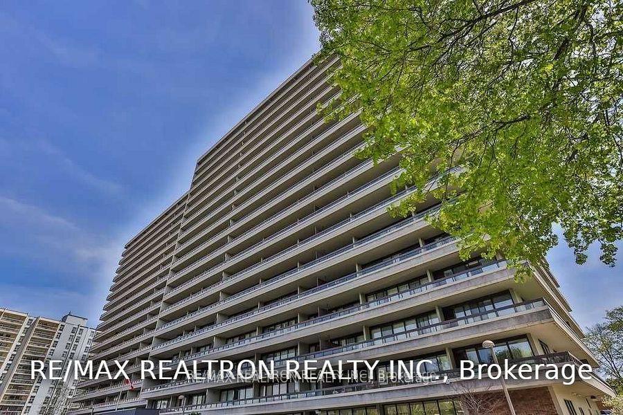 Front of Unit 1212, 8111 Yonge Street