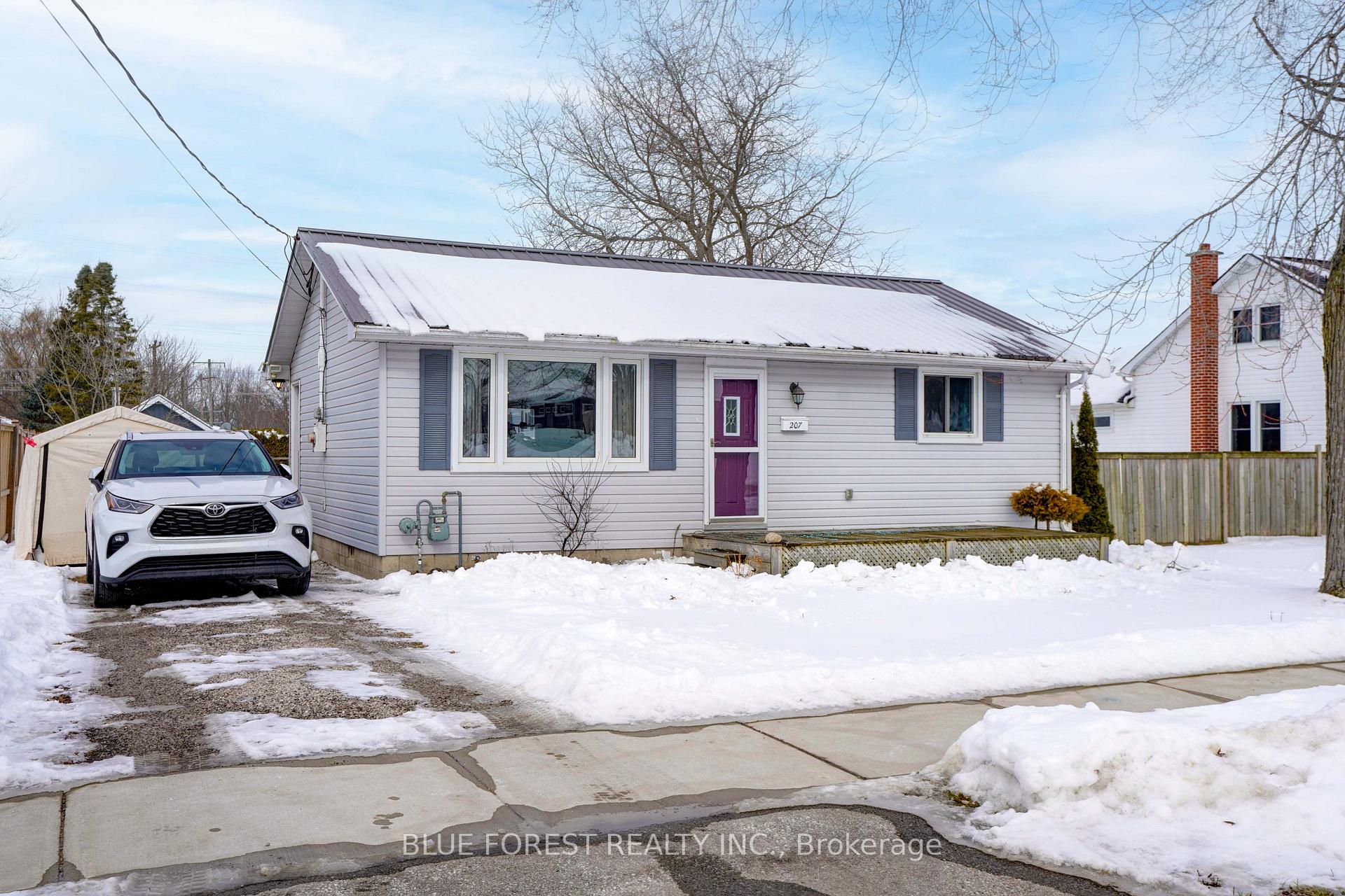 Photo 3 of 207 Annie Road, Dutton/Dunwich, Dutton — HOMEH