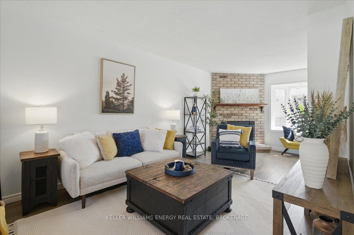 Photo 5 of 59 Rotherglen Road N, Ajax, Central West — HOMEH
