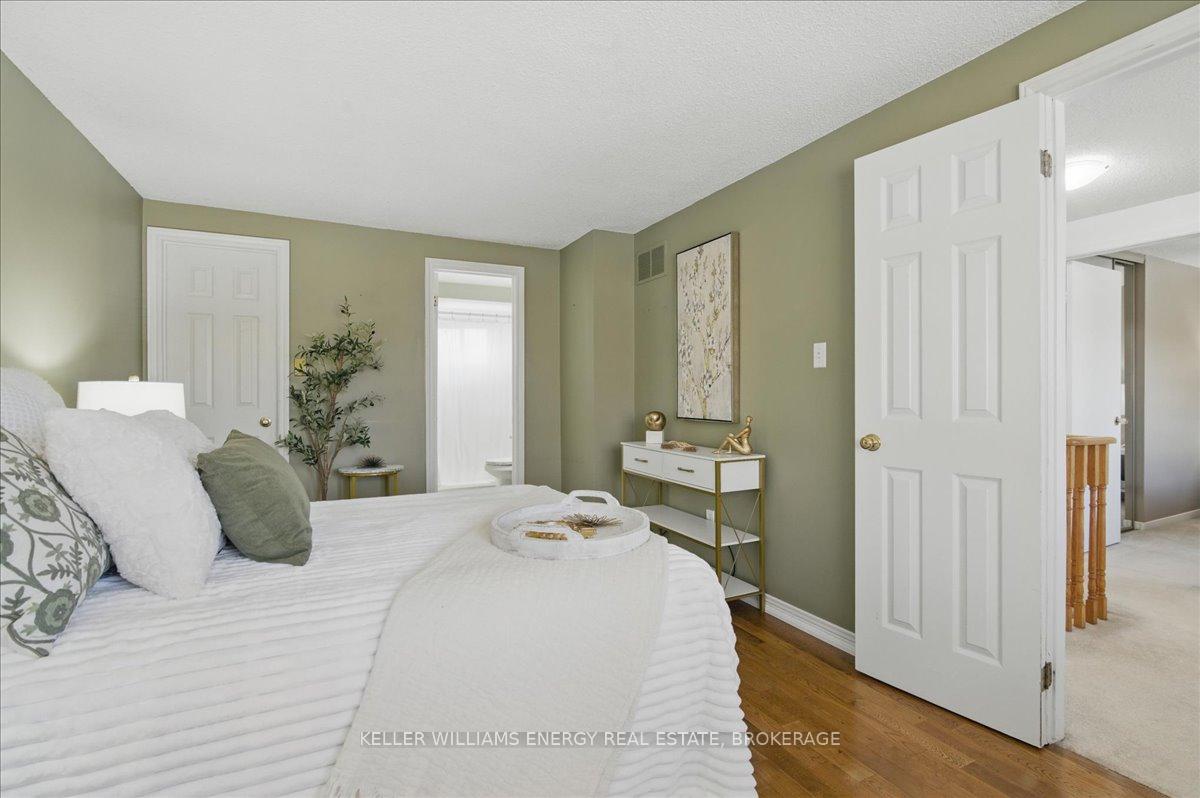 Photo 21 of 59 Rotherglen Road N, Ajax, Central West — HOMEH