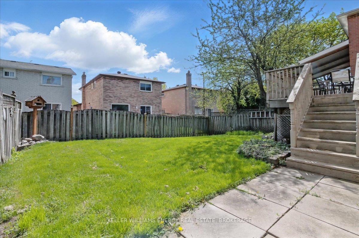 Photo 34 of 59 Rotherglen Road N, Ajax, Central West — HOMEH