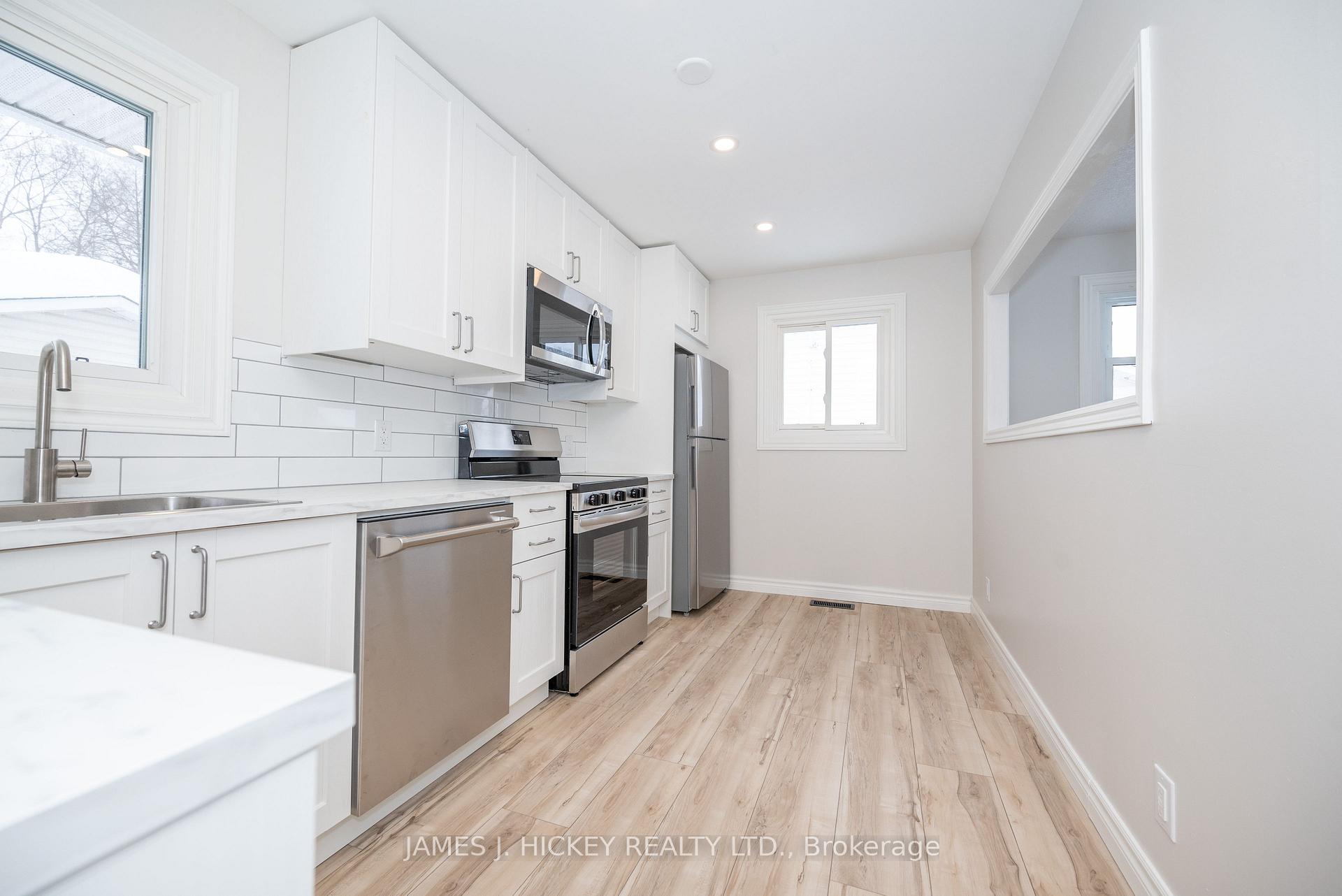 Photo 4 of 60 Beach Avenue, Deep River — HOMEH