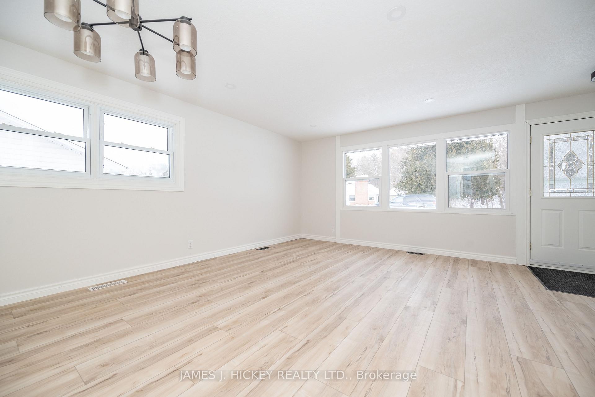 Photo 8 of 60 Beach Avenue, Deep River — HOMEH