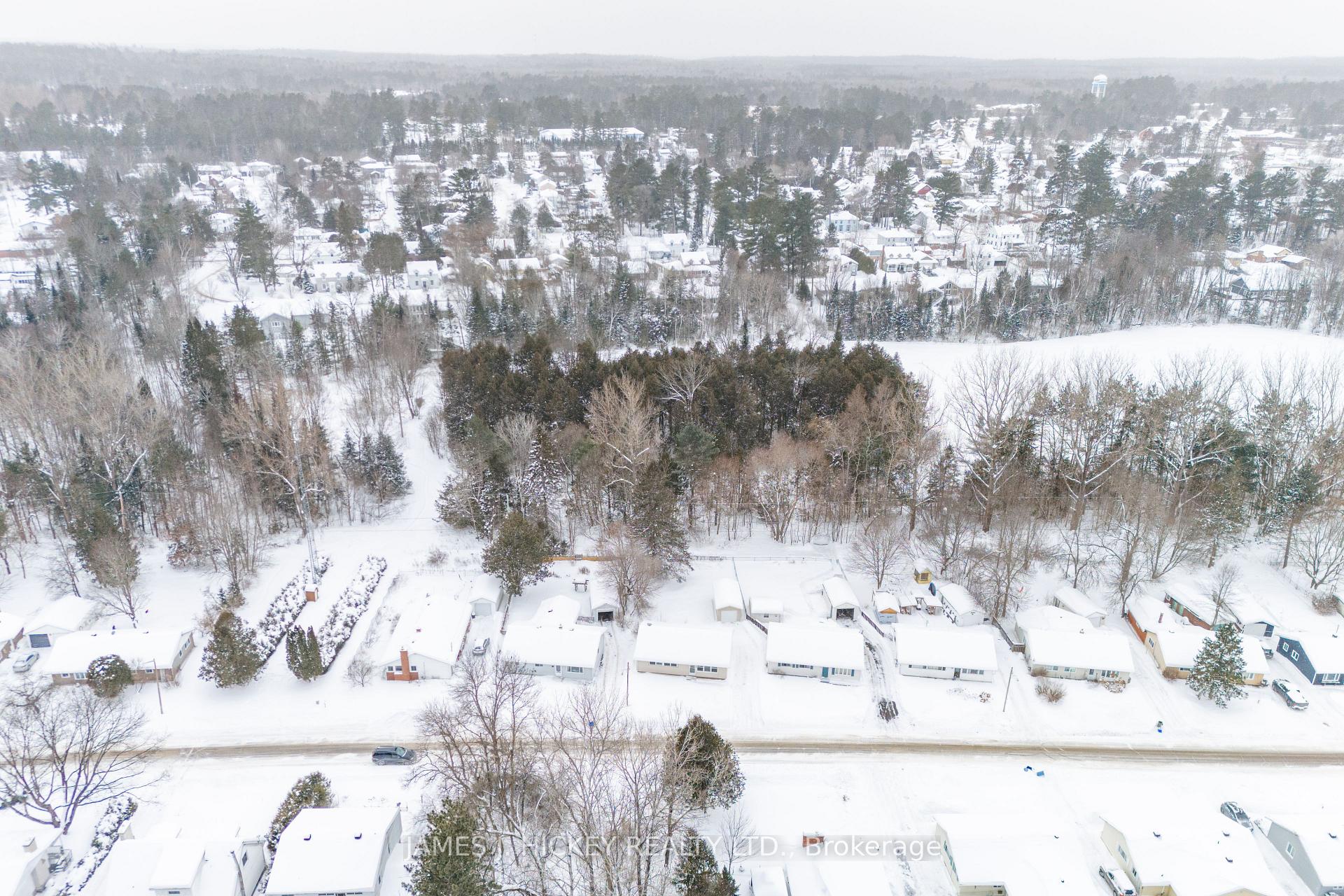 Photo 32 of 60 Beach Avenue, Deep River — HOMEH
