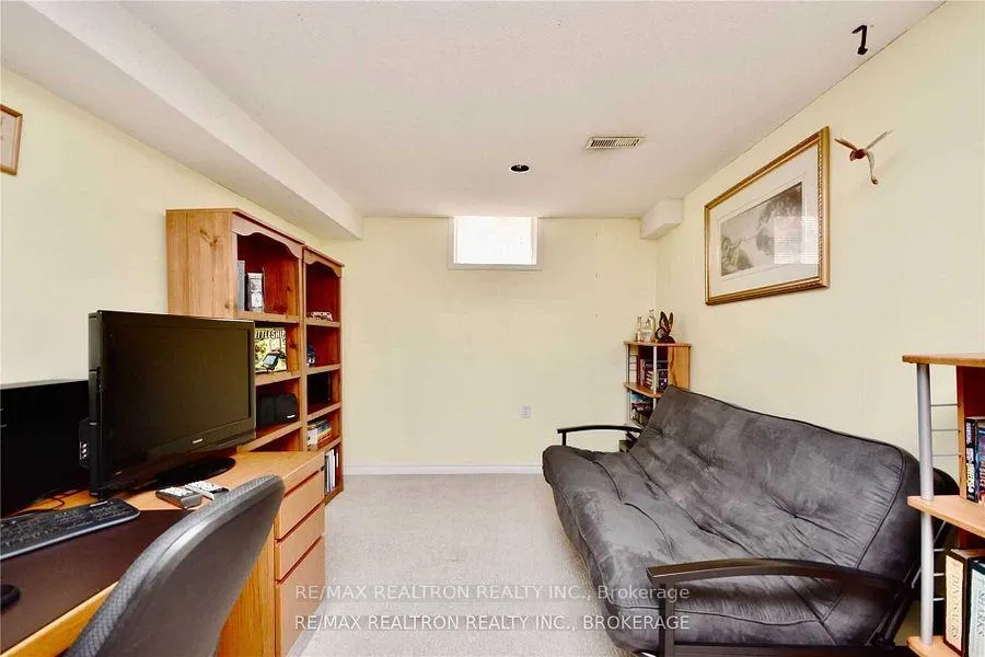 Photo 39 of 115 Copeman Crescent, Barrie, Painswick North — HOMEH