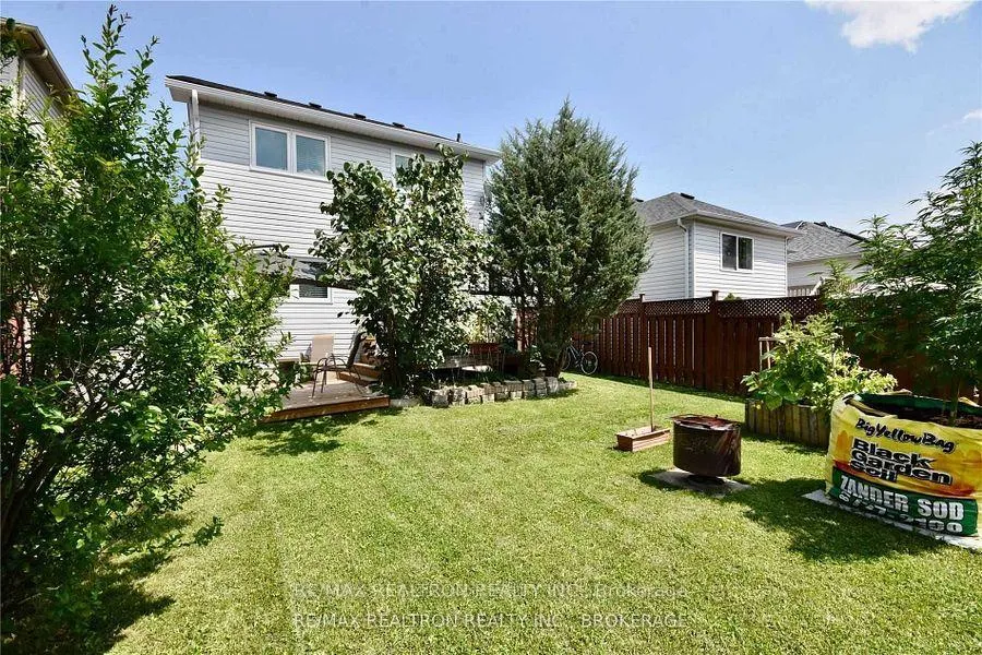 Photo 43 of 115 Copeman Crescent, Barrie, Painswick North — HOMEH